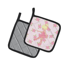 Load image into Gallery viewer, Ballerina Blonde Point Pot Holders - Set of 2 - Heat-Resistant Kitchen Essentials BB5171PTHD