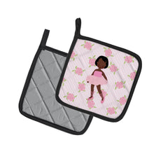 Load image into Gallery viewer, Ballerina African American Short Hair Pot Holders - Set of 2 - Heat-Resistant Kitchen Essentials BB5190PTHD