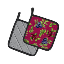Load image into Gallery viewer, Berries Pot Holders - Set of 2 - Heat-Resistant Kitchen Essentials BB5209PTHD