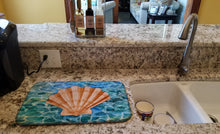 Load image into Gallery viewer, Scallop Shell and Water Dish Drying Mat – Absorbent, Artistic Kitchen Essentials BB5367DDM