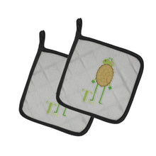 Load image into Gallery viewer, Alphabet T for Turtle Pot Holders - Set of 2 - Heat-Resistant Kitchen Essentials BB5745PTHD