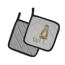 Load image into Gallery viewer, Alphabet W for Wolf Pot Holders - Set of 2 - Heat-Resistant Kitchen Essentials BB5748PTHD