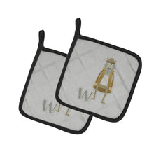 Load image into Gallery viewer, Alphabet W for Wolf Pot Holders - Set of 2 - Heat-Resistant Kitchen Essentials BB5748PTHD