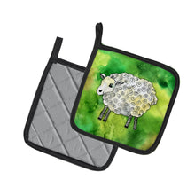 Load image into Gallery viewer, Irish Sheep Pot Holders - Set of 2 - Heat-Resistant Kitchen Essentials BB5768PTHD