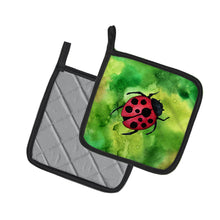 Load image into Gallery viewer, Irish Lady Bug Pot Holders - Set of 2 - Heat-Resistant Kitchen Essentials BB5770PTHD