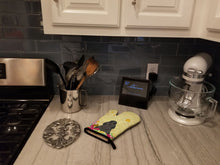 Load image into Gallery viewer, Easter Eggs Cocker Spaniel Black Oven Mitt BB6092OVMT