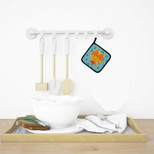 Load image into Gallery viewer, Polkadot Squirrel Pot Holders - Set of 2 - Heat-Resistant Kitchen Essentials BB6729PTHD