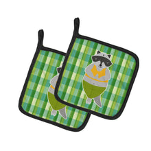 Load image into Gallery viewer, Raccoon Pot Holders - Set of 2 - Heat-Resistant Kitchen Essentials BB6774PTHD