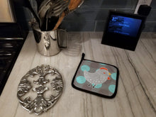 Load image into Gallery viewer, Grey Chicken Pot Holders - Set of 2 - Heat-Resistant Kitchen Essentials BB6778PTHD