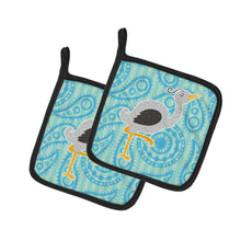 Load image into Gallery viewer, Ostrich Pot Holders - Set of 2 - Heat-Resistant Kitchen Essentials BB6784PTHD