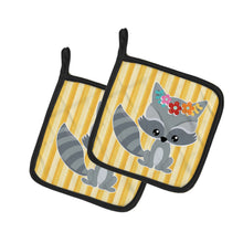Load image into Gallery viewer, Raccoon Pot Holders - Set of 2 - Heat-Resistant Kitchen Essentials BB6791PTHD