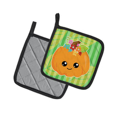 Load image into Gallery viewer, Pumpkin Fall Pot Holders - Set of 2 - Heat-Resistant Kitchen Essentials BB6796PTHD