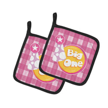 Load image into Gallery viewer, Girl Big One Pot Holders - Set of 2 - Heat-Resistant Kitchen Essentials BB6830PTHD