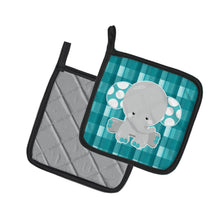 Load image into Gallery viewer, Plaid Elephant Pot Holders - Set of 2 - Heat-Resistant Kitchen Essentials BB6840PTHD