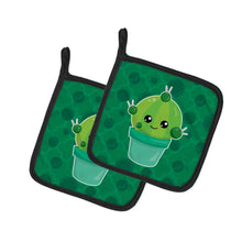 Load image into Gallery viewer, Cactus Polkadots Pot Holders - Set of 2 - Heat-Resistant Kitchen Essentials BB6850PTHD