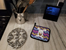 Load image into Gallery viewer, Easter Rabbit with Chocolate Heart Pot Holders - Set of 2 - Heat-Resistant Kitchen Essentials BB6901PTHD