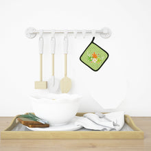 Load image into Gallery viewer, Fall Leaves Pot Holders - Set of 2 - Heat-Resistant Kitchen Essentials BB6921PTHD