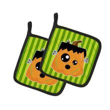 Load image into Gallery viewer, Halloween Pumpkin Frankenstein Pot Holders - Set of 2 - Heat-Resistant Kitchen Essentials BB6961PTHD
