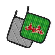 Load image into Gallery viewer, Christmas Tree Reindeer Green Pot Holders - Set of 2 - Heat-Resistant Kitchen Essentials BB6973PTHD