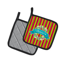 Load image into Gallery viewer, Christmas Wreath Believe Pot Holders - Set of 2 - Heat-Resistant Kitchen Essentials BB6975PTHD