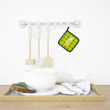 Load image into Gallery viewer, Banana Face Pot Holders - Set of 2 - Heat-Resistant Kitchen Essentials BB6993PTHD