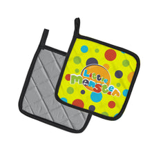 Load image into Gallery viewer, Little Monster Pot Holders - Set of 2 - Heat-Resistant Kitchen Essentials BB7006PTHD