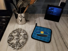 Load image into Gallery viewer, Police Hat Pot Holders - Set of 2 - Heat-Resistant Kitchen Essentials BB7007PTHD