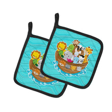 Load image into Gallery viewer, Noah's Ark Pot Holders - Set of 2 - Heat-Resistant Kitchen Essentials BB7021PTHD