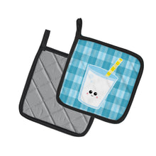 Load image into Gallery viewer, Milk Face Pot Holders - Set of 2 - Heat-Resistant Kitchen Essentials BB7047PTHD