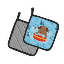 Load image into Gallery viewer, Puppy taking a bath Pot Holders - Set of 2 - Heat-Resistant Kitchen Essentials BB7077PTHD