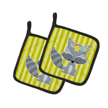Load image into Gallery viewer, Raccoon with Flowers Pot Holders - Set of 2 - Heat-Resistant Kitchen Essentials BB7095PTHD