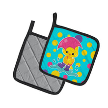 Load image into Gallery viewer, Duck in the Rain on Polkadots Pot Holders - Set of 2 - Heat-Resistant Kitchen Essentials BB7101PTHD