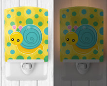 Load image into Gallery viewer, Snail on Polkadots Ceramic Night Light BB7104CNL