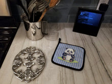 Load image into Gallery viewer, Panda Bear Pot Holders - Set of 2 - Heat-Resistant Kitchen Essentials BB7142PTHD