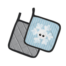 Load image into Gallery viewer, Weather Snowflake Face Pot Holders - Set of 2 - Heat-Resistant Kitchen Essentials BB7149PTHD