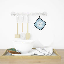 Load image into Gallery viewer, Weather Snowflake Face Pot Holders - Set of 2 - Heat-Resistant Kitchen Essentials BB7149PTHD