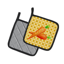 Load image into Gallery viewer, Carrots on Basketweave Pot Holders - Set of 2 - Heat-Resistant Kitchen Essentials BB7189PTHD