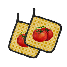 Load image into Gallery viewer, Tomato on Basketweave Pot Holders - Set of 2 - Heat-Resistant Kitchen Essentials BB7215PTHD