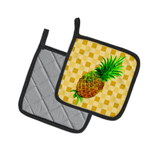 Load image into Gallery viewer, Whole Pineapple on Basketweave Pot Holders - Set of 2 - Heat-Resistant Kitchen Essentials BB7246PTHD