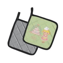 Load image into Gallery viewer, Cake Baker Blonde Green Pot Holders - Set of 2 - Heat-Resistant Kitchen Essentials BB7262PTHD