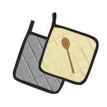 Load image into Gallery viewer, Wooden Spoon on Yellow Pot Holders - Set of 2 - Heat-Resistant Kitchen Essentials BB7285PTHD