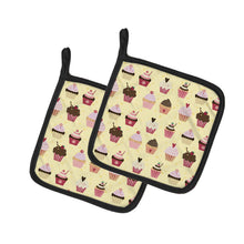 Load image into Gallery viewer, Cupcakes on Yellow Pot Holders - Set of 2 - Heat-Resistant Kitchen Essentials BB7295PTHD