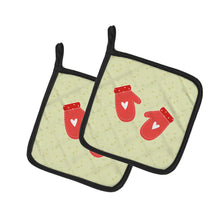 Load image into Gallery viewer, Oven Mitts on Green Pot Holders - Set of 2 - Heat-Resistant Kitchen Essentials BB7297PTHD