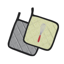 Load image into Gallery viewer, Wisk on Green Pot Holders - Set of 2 - Heat-Resistant Kitchen Essentials BB7302PTHD