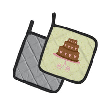 Load image into Gallery viewer, Heart Chocolate Cake on Green Pot Holders - Set of 2 - Heat-Resistant Kitchen Essentials BB7303PTHD