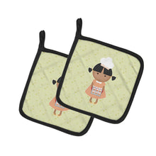 Load image into Gallery viewer, African American Baker on Green Pot Holders - Set of 2 - Heat-Resistant Kitchen Essentials BB7308PTHD