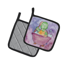Load image into Gallery viewer, Turtle Bathing Watercolor Pot Holders - Set of 2 - Heat-Resistant Kitchen Essentials BB7344PTHD