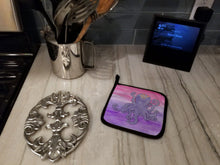 Load image into Gallery viewer, Octopus Watercolor Pot Holders - Set of 2 - Heat-Resistant Kitchen Essentials BB7424PTHD