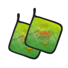 Load image into Gallery viewer, Summer Time Pot Holders - Set of 2 - Heat-Resistant Kitchen Essentials BB7453PTHD