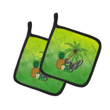 Load image into Gallery viewer, Summer Enjoy Pot Holders - Set of 2 - Heat-Resistant Kitchen Essentials BB7456PTHD
